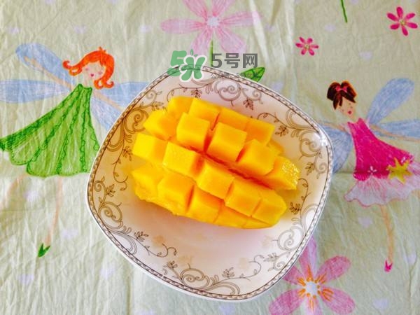 孕晚期能吃芒果嗎？孕晚期吃了很多芒果對胎兒好嗎？