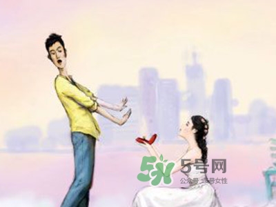 女生怎么撩男生？女生如何追到男神？
