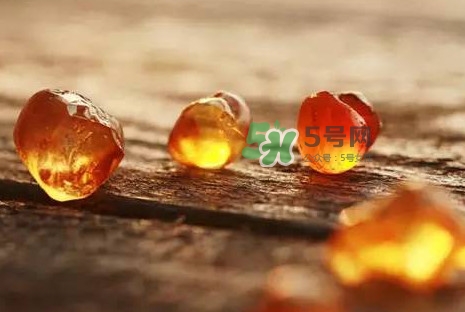 桃膠一次食用量多少？桃膠多吃有什么危害