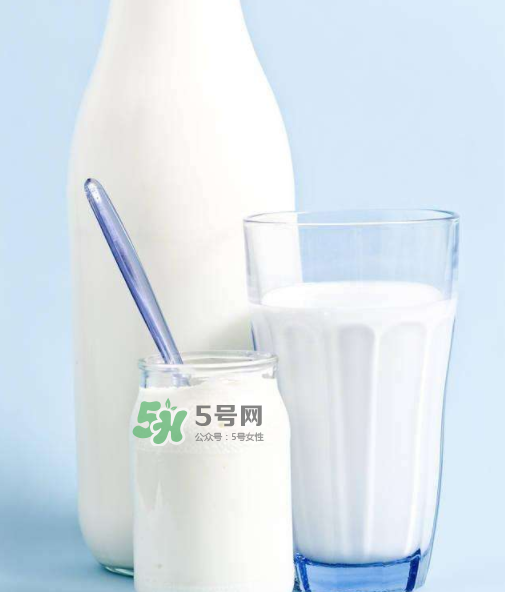 胃病患者適合長(zhǎng)期喝牛奶嗎？胃病喝酸奶還是牛奶？