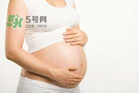 孕婦睡覺能伸懶腰嗎？孕婦睡覺伸懶腰對(duì)胎兒有什么影響？