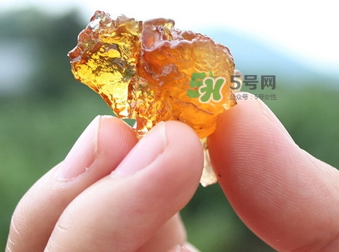 桃膠一次食用量多少？桃膠多吃有什么危害