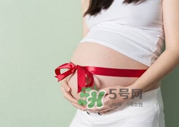 孕期為什么會(huì)水腫？孕期手腳腫怎么辦？