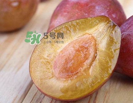 新鮮西梅好吃嗎？新鮮西梅什么味道