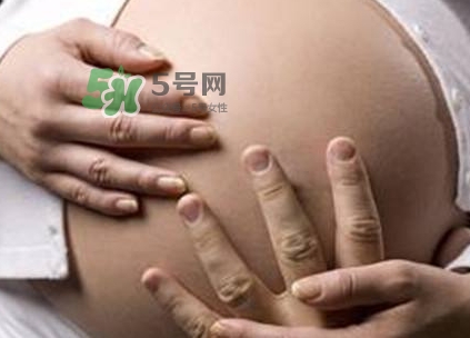 胎兒不入盆的原因 胎兒不入盆可以催產嗎？