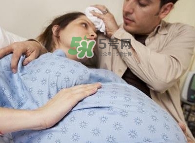 順產(chǎn)時(shí)要注意什么？順產(chǎn)后要注意哪些事項(xiàng)？