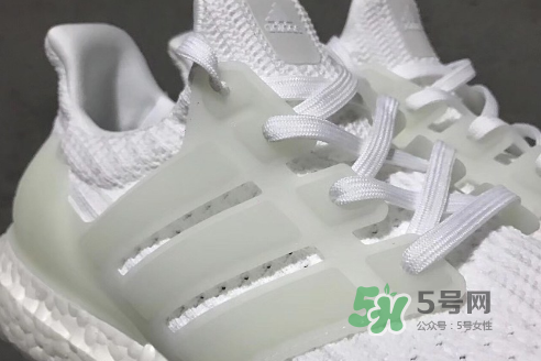 adidas ultraboost 4.0全白夜光配色實物怎么樣？