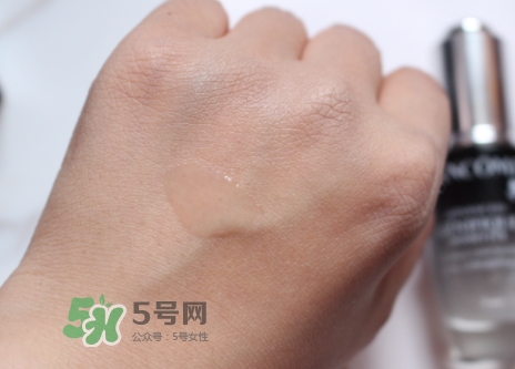蘭蔻小黑瓶安瓶有效嗎？蘭蔻小黑瓶安瓶精華使用心得