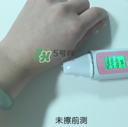 hr黑繃帶對(duì)痘痘有用嗎？赫蓮娜黑繃帶面霜使用心得
