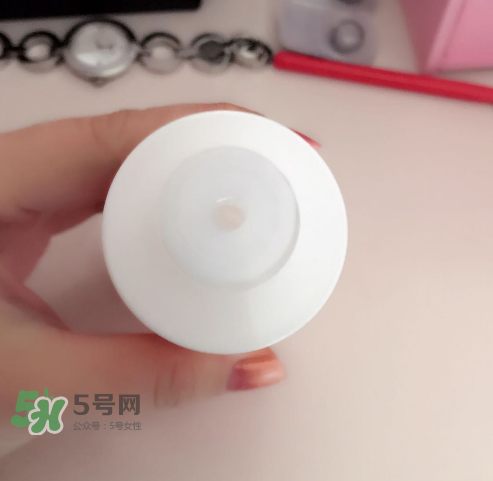 薇姿水光煥白精華水怎么樣？薇姿水光煥白精華水好用嗎？
