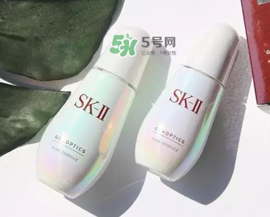 小棕瓶和小燈泡哪個(gè)好？小棕瓶和小燈泡先用哪個(gè)