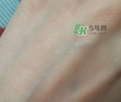 神仙水和小燈泡哪個(gè)好？神仙水和小燈泡使用順序