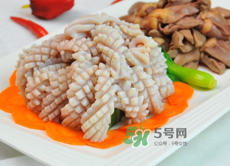焯魷魚是冷水還是開水？魷魚為什么要焯水
