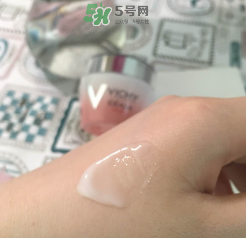 薇姿水光煥白乳霜怎么樣？薇姿水光煥白乳霜好用嗎？