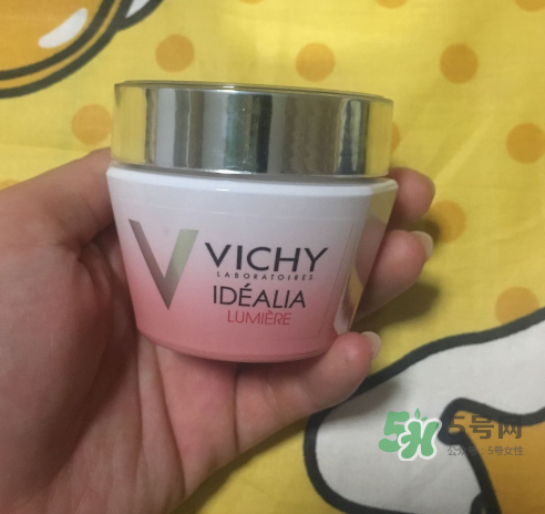 薇姿水光煥白乳霜怎么樣？薇姿水光煥白乳霜好用嗎？