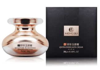 夢詩麗天璽瓊珍玉顏膏怎么樣？夢詩麗天璽膏有激素嗎？