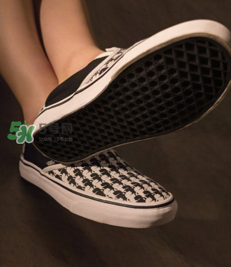 vans與老佛爺karl lagerfeld聯(lián)名系列單品有哪些？