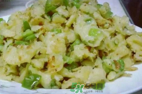 辣椒和面怎么炒？干辣椒面怎么做好吃？