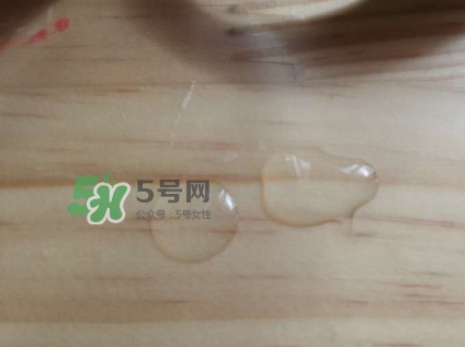 悅木之源菌菇水是爽膚水嗎？悅木之源菌菇水是精華嗎