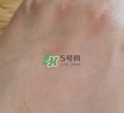 悅木之源菌菇水是爽膚水嗎？悅木之源菌菇水是精華嗎