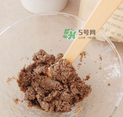 思妍麗雞飼料面膜好用嗎？思妍麗雞飼料面膜一周用幾次？
