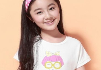 14歲女生胸部變大是正常的嗎？14歲女生的胸多大正常？