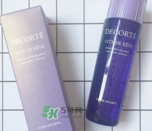 黛珂紫蘇水和sk2神仙水哪個(gè)好？紫蘇水可以和神仙水一起用嗎