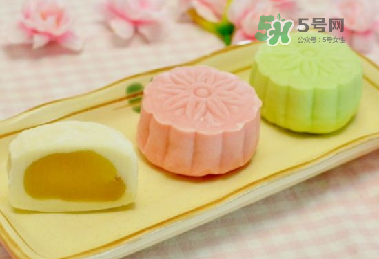 冰皮月餅為什么皮硬？冰皮月餅不變硬配方