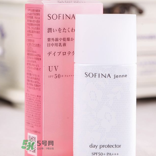 蘇菲娜白蕾絲防水嗎？蘇菲娜白蕾絲悶痘嗎？