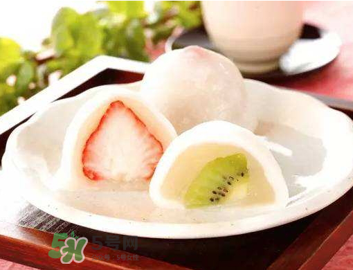 冰皮月餅粉可以做雪媚娘嗎？雪媚娘和冰皮月餅區(qū)別