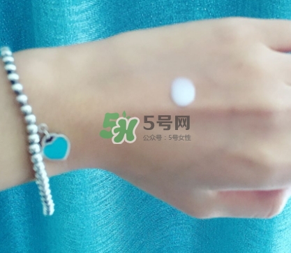 olay小白瓶有哪些版本？olay小白瓶版本區(qū)別