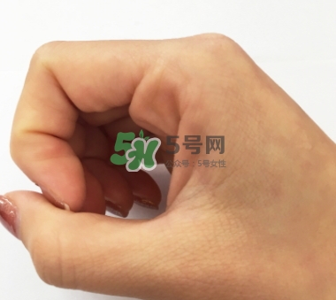 olay小白瓶和a醇怎么用？olay小白瓶和露得清a醇使用順序