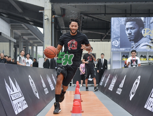 2017羅斯中國行上腳穿的球鞋是什么牌子_哪個型號？