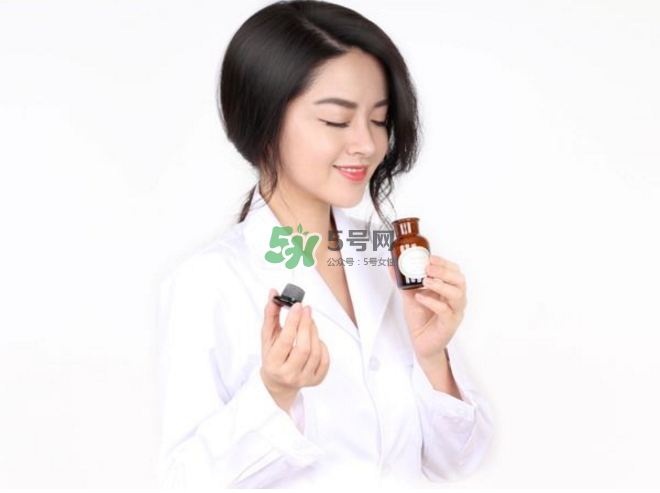 刷酸爆痘怎么辦？刷酸爆痘要不要繼續(xù)刷？