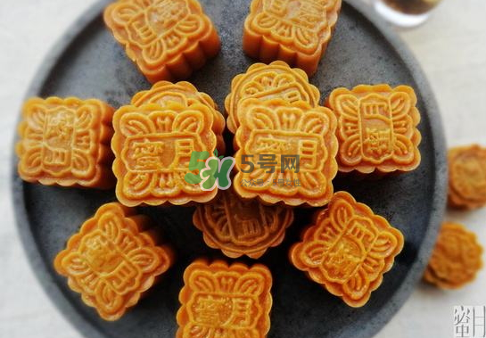 月餅為什么要回油？月餅回油是什么意思？
