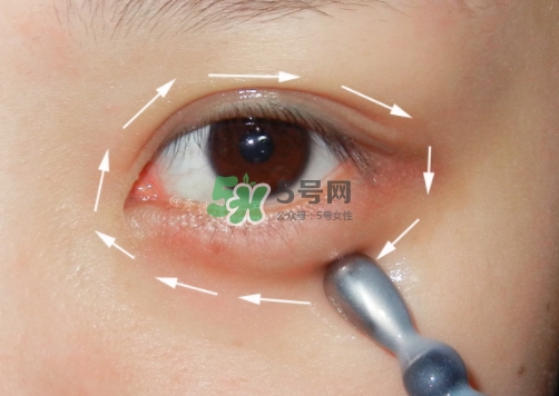 蘭蔻小灰瓶和小黑瓶哪個好？蘭蔻小灰瓶和小黑瓶對比