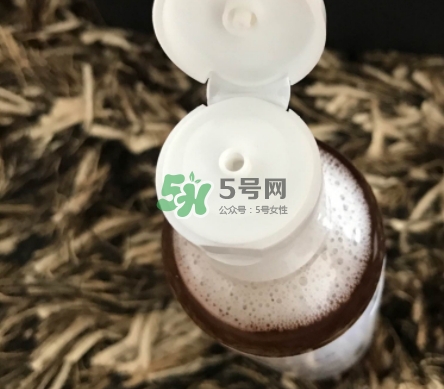 科顏氏金盞花水和黛珂紫蘇水哪個好？金盞花和紫蘇水對比