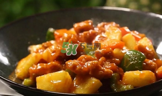 菠蘿咕咾肉怎么做？菠蘿咕咾肉是哪里的菜