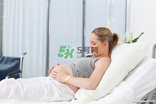 孕婦左側(cè)臥睡不著怎么辦？孕期左側(cè)睡不舒服怎么辦？