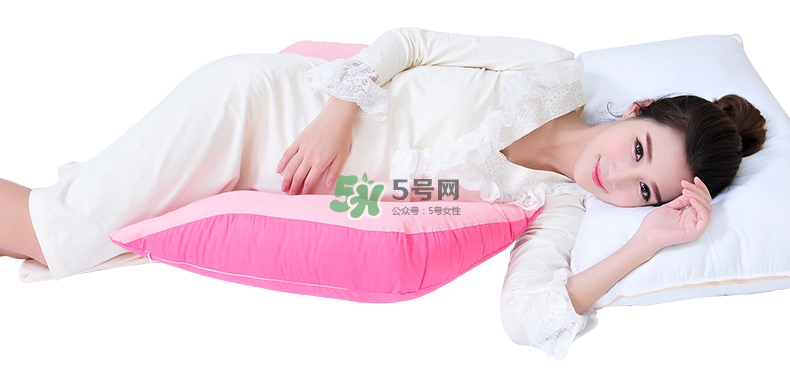 孕婦左側(cè)臥怎么睡舒服？孕婦左側(cè)臥位