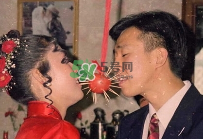 古代鬧洞房都是怎么鬧的？鬧洞房的習(xí)俗是怎么來的？