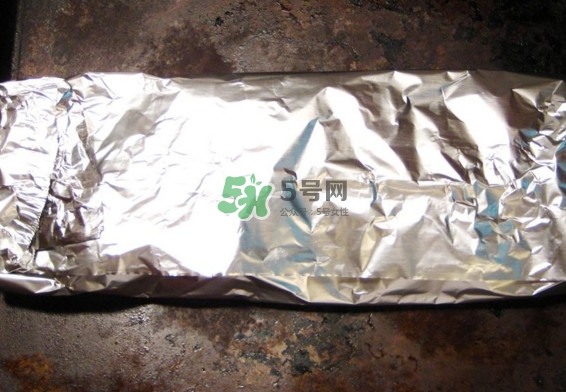 錫紙是一次性的嗎？錫紙可以放微波爐嗎