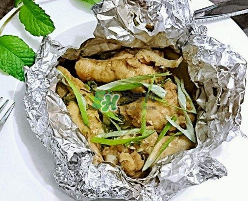 烤餅干可以用錫紙嗎？烤餅干用錫紙還是油紙