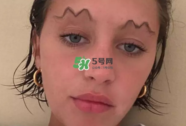 波浪眉是怎么畫的？為什么流行波浪眉？