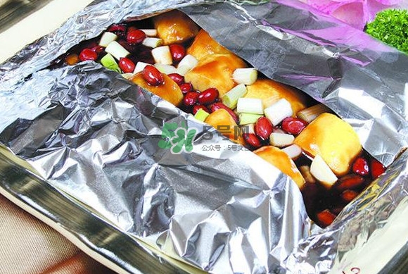錫箔紙用哪一面？錫箔紙有正反面嗎