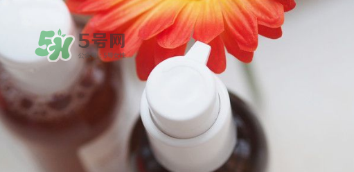 科顏氏金盞花潔面啫喱好用嗎？金盞花潔面是氨基酸嗎？