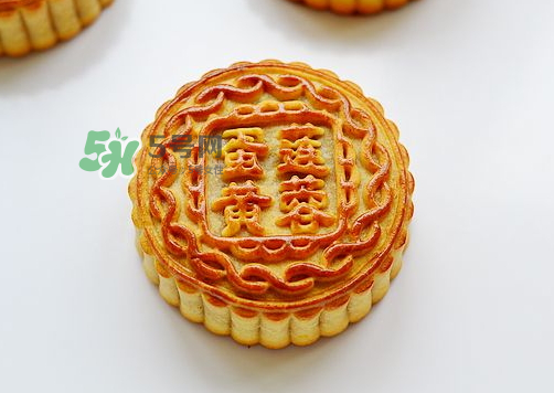 蛋黃月餅多少錢一個(gè)？蛋黃月餅好吃嗎？