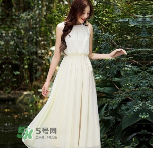 十月份去三亞穿什么衣服？10月份去三亞穿衣搭配