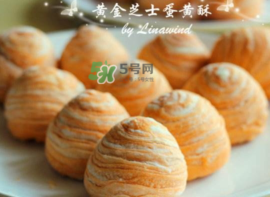 蛋黃酥為什么會(huì)破皮？蛋黃酥破皮的原因