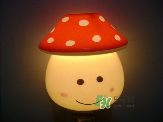帶嬰兒自駕游準(zhǔn)備什么？帶寶寶自駕游注意事項(xiàng)